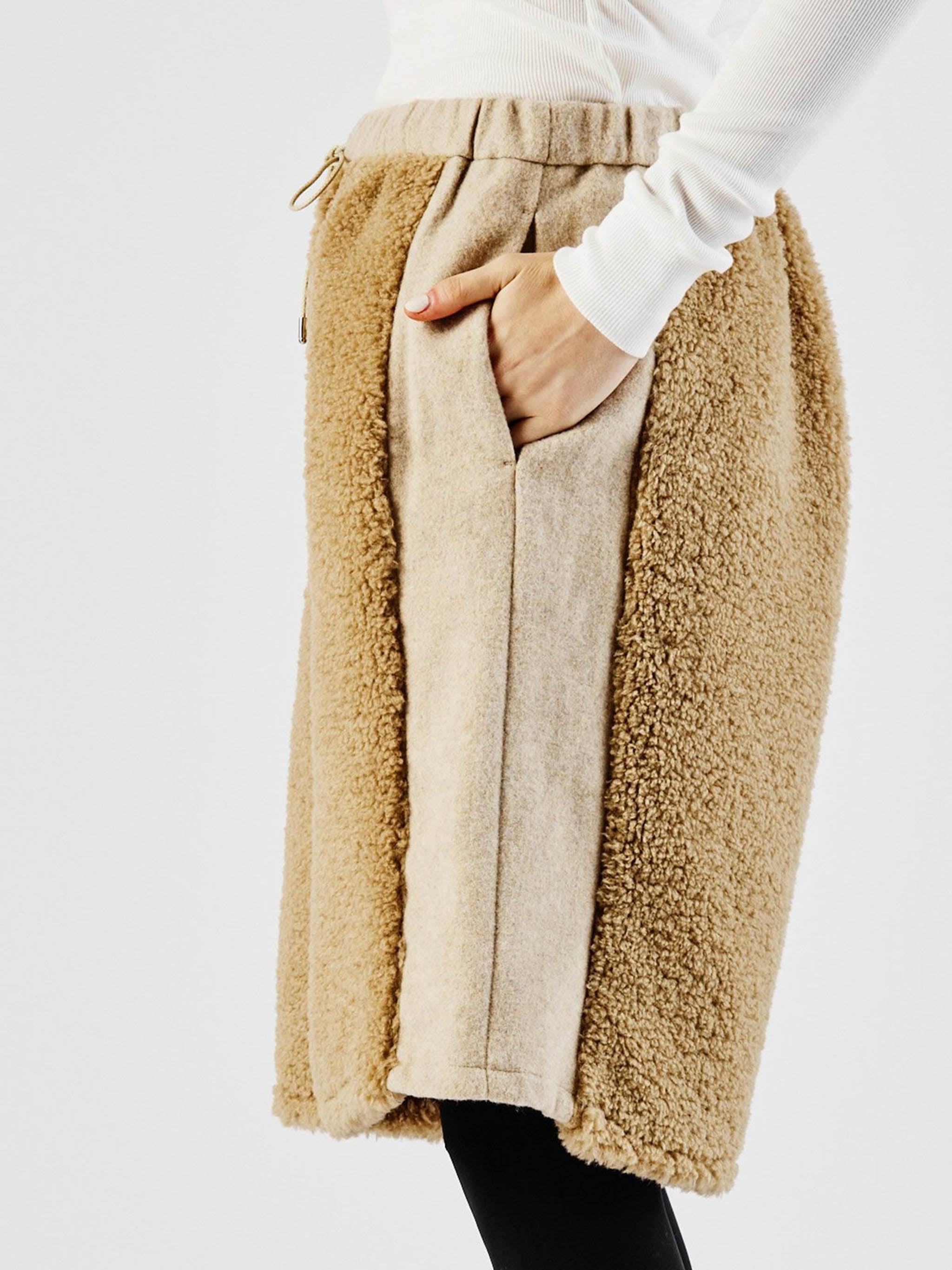 ECOファーイージーショートパンツ(3-1353)