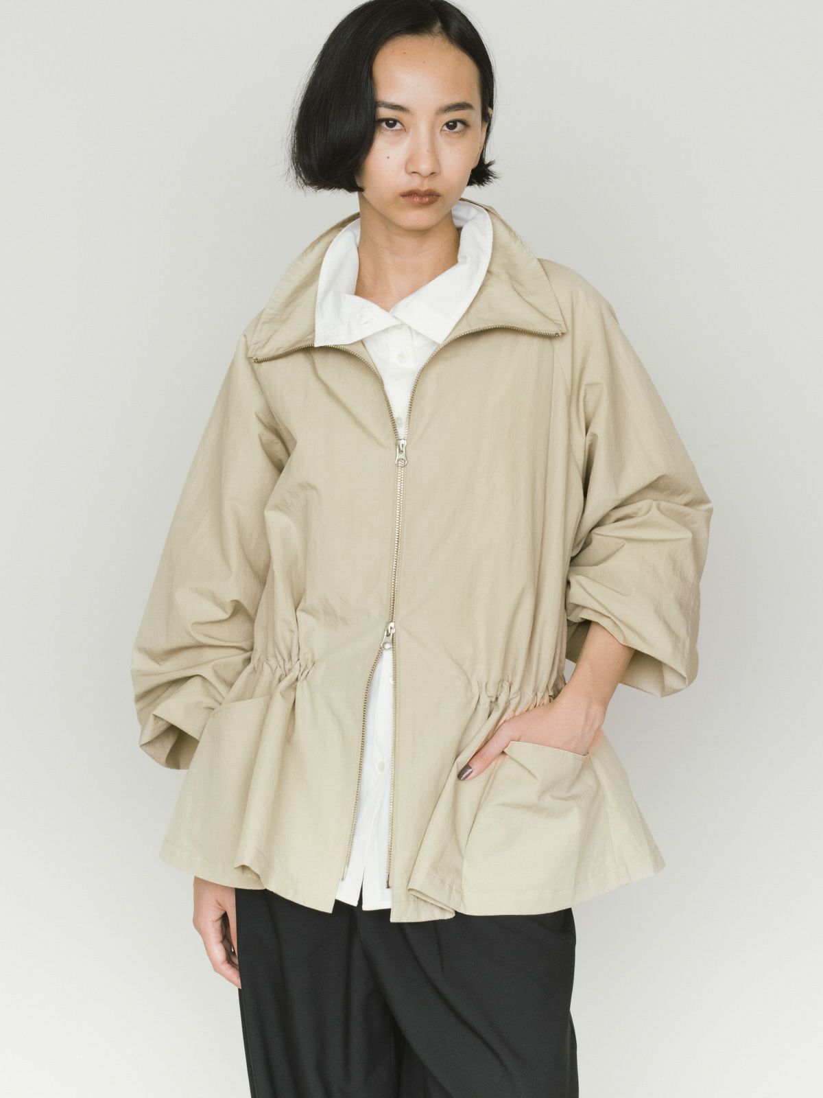 tent line zip blouson
