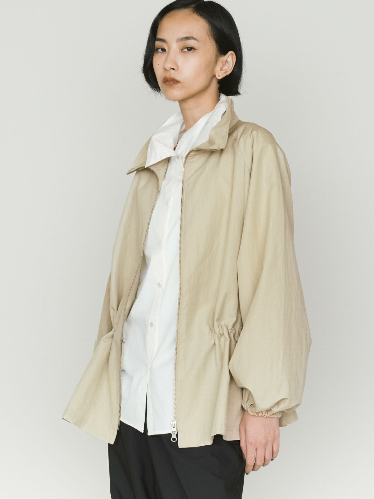 tent line zip blouson