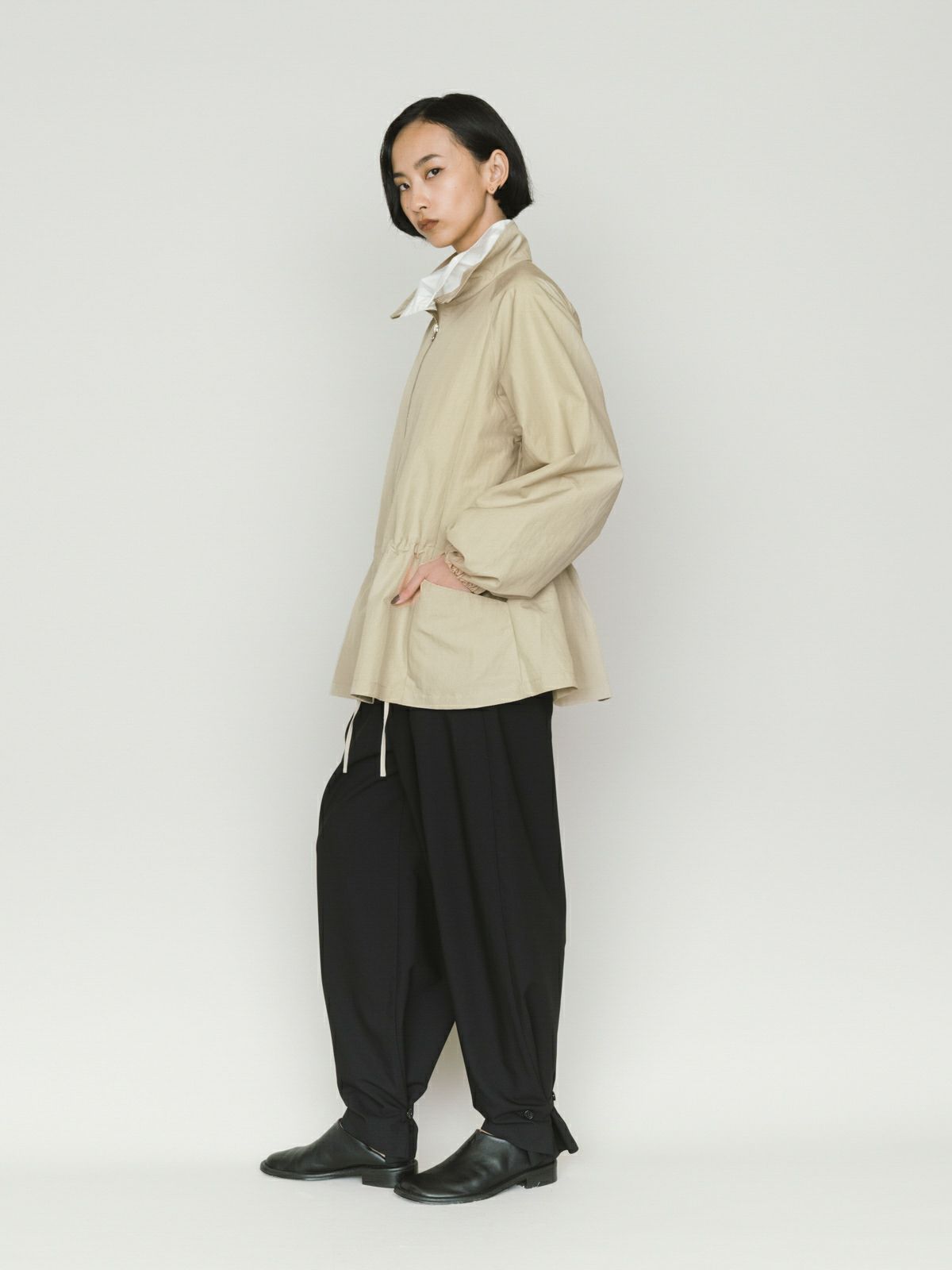 tent line zip blouson