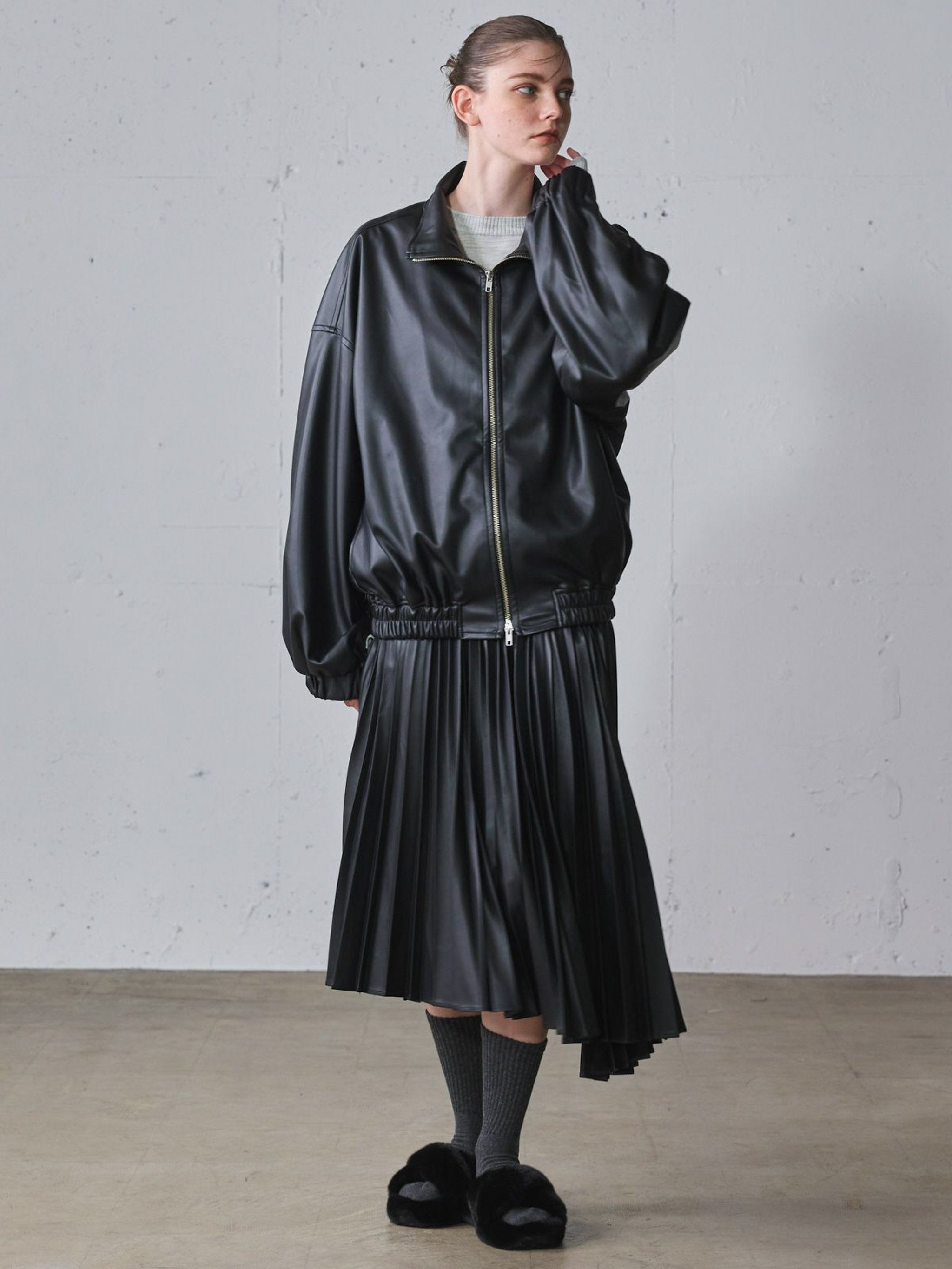 オーバーサイズシンセティックレザーブルゾン