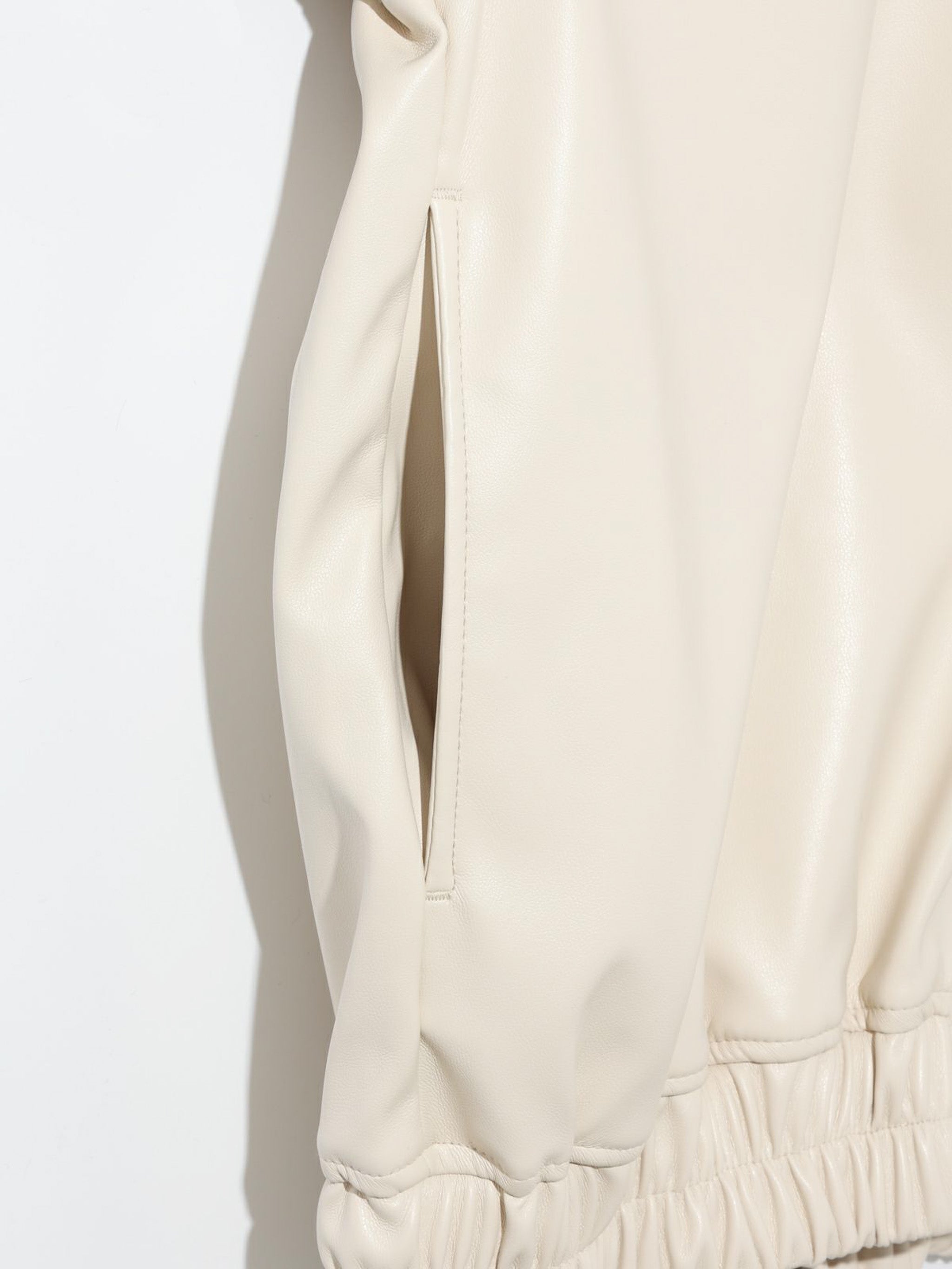 オーバーサイズシンセティックレザーブルゾン